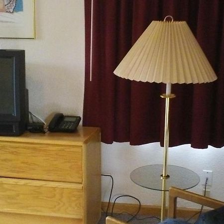 Park Row Lodge مانيتو سبرينغز الغرفة الصورة